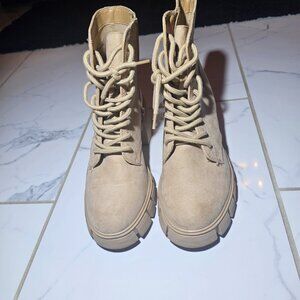 Universal Thread Platform Boots Combat Chunky Ankle Boot Size 7.5